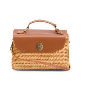 MADE IN VIETNAM Natural
Leather Flap Rectangular
Saddle Satchel NWT